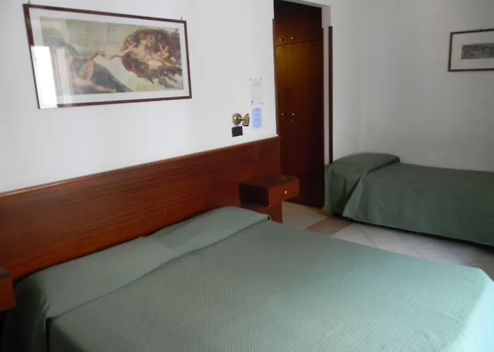 Otel Primavera 2*