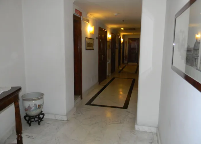 Primavera Otel 2*